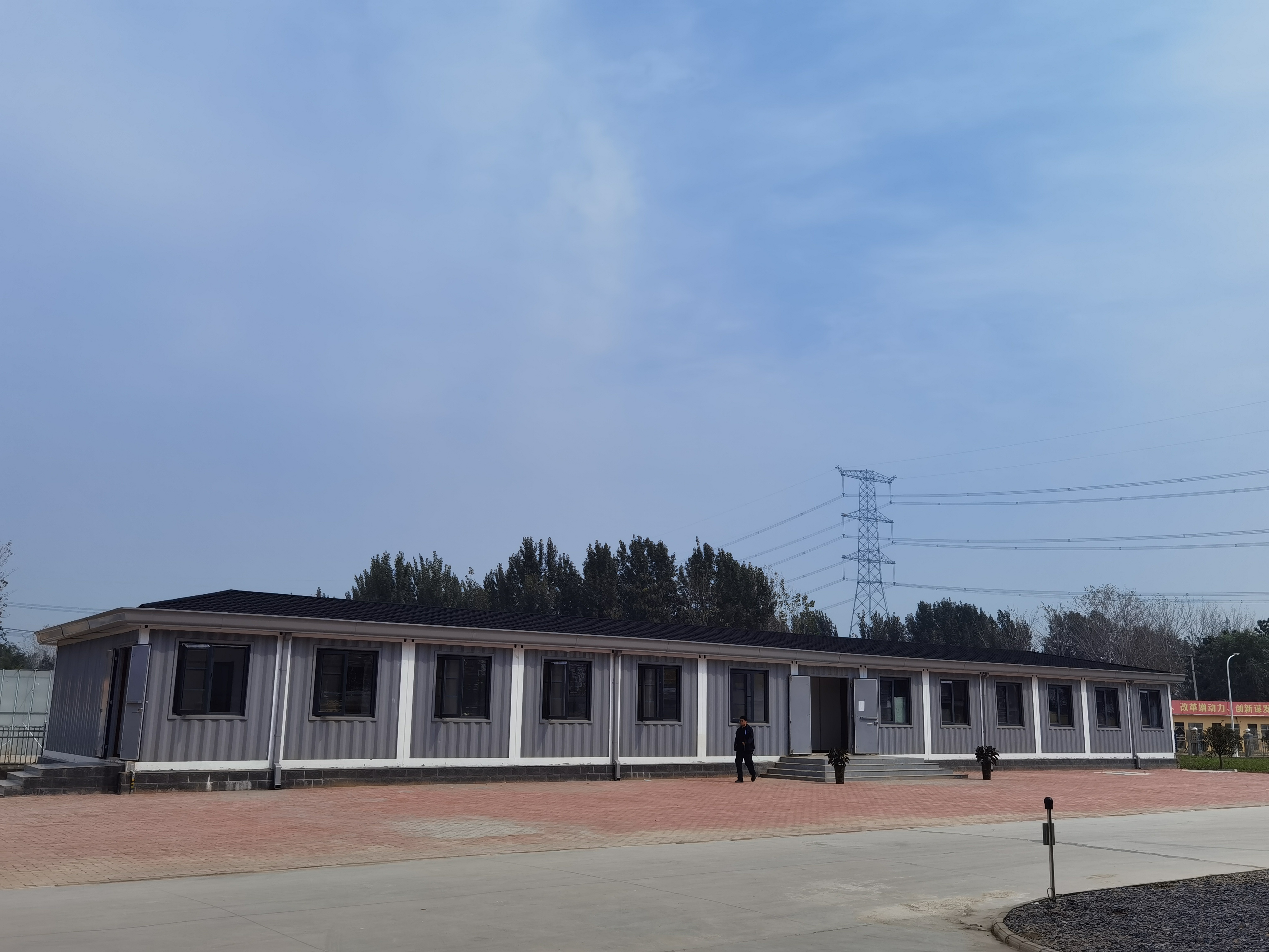 中石化野營房組裝辦公樓項(xiàng)目(圖文)